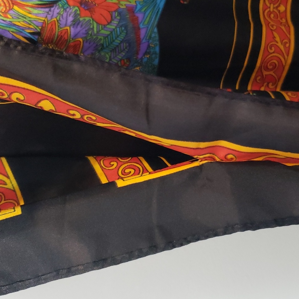 Winlar Kaftan Satin Peacock Print Resort Luxury - Picture 5 of 9